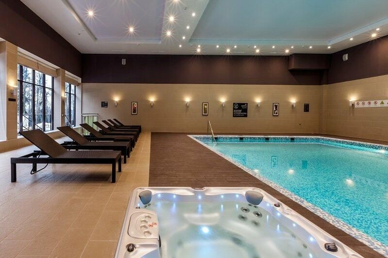 Fitness center, swimming pool, sauna