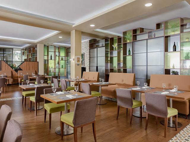 Dining - 0